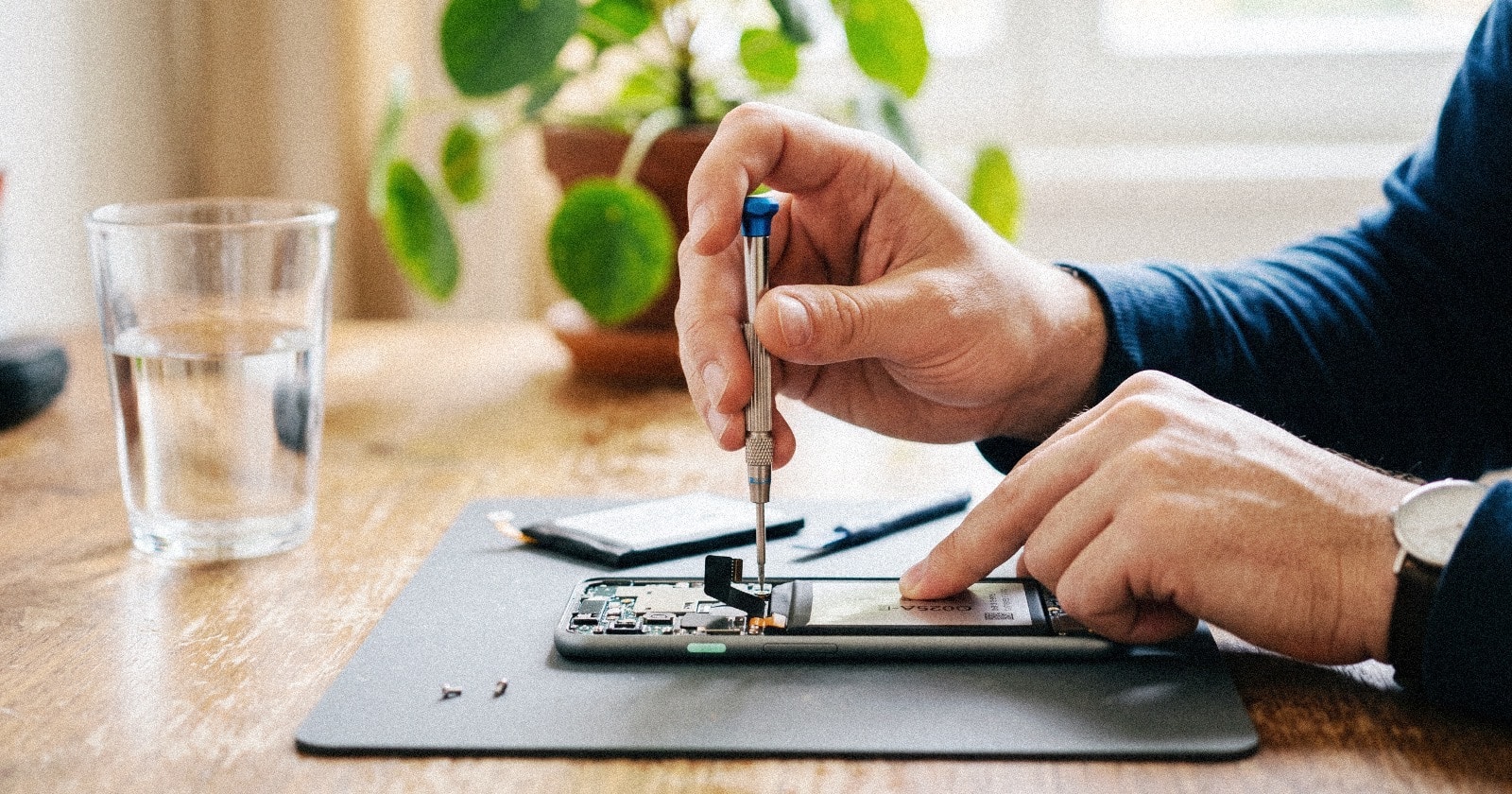 You will save thousands of litres of water by just replacing your phone battery