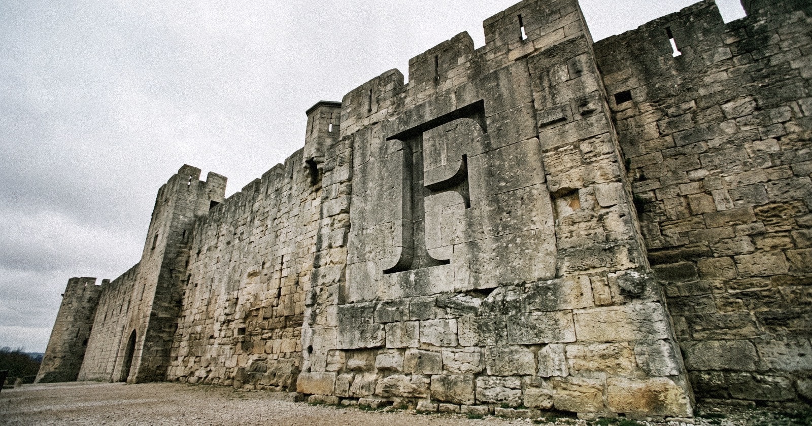 Facebook is collapsing like the Roman Empire: here are six similarities