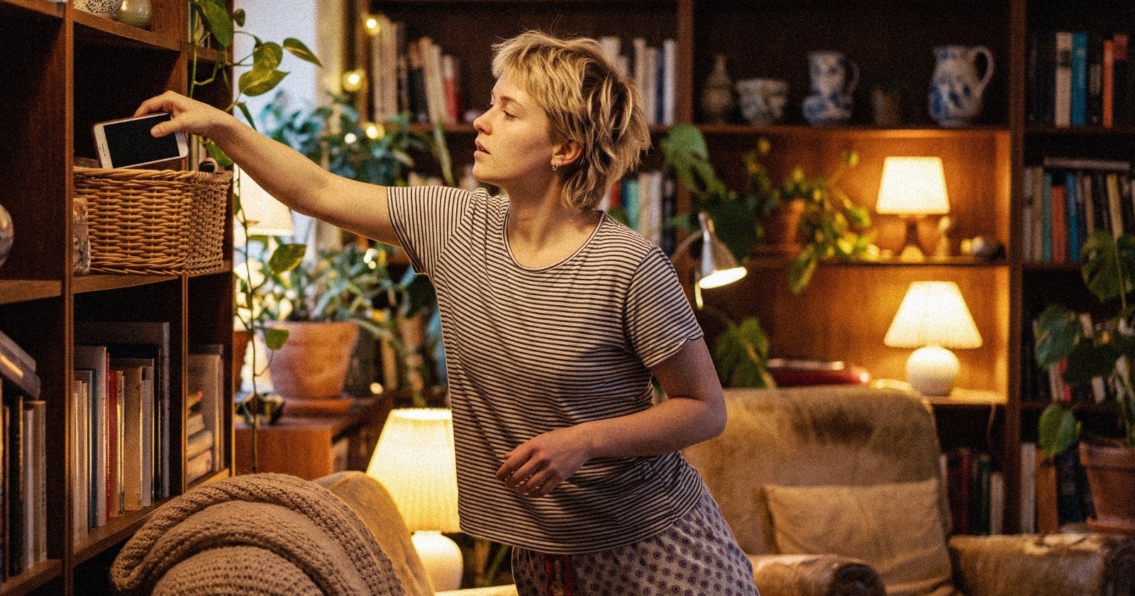 The phone basket bedtime routine actually works – here is why